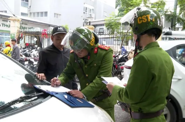 Đề xuất hỗ trợ hàng tháng cho sĩ quan, hạ sĩ quan lực lượng Công an 4.960.000 đồng/người/tháng