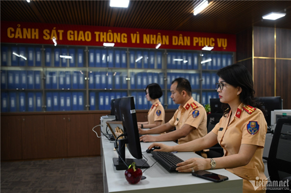 Phiên thứ 9 đấu giá biển số xe: Ngày đầu chốt 64 tỷ đồng