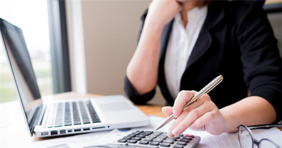 Lao động hợp đồng có áp dụng thang bảng lương Nghị định 204?