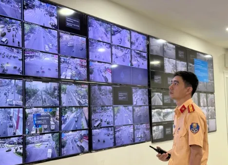Cho mượn xe máy bị CSGT phạt nguội: Ai phải nộp phạt?