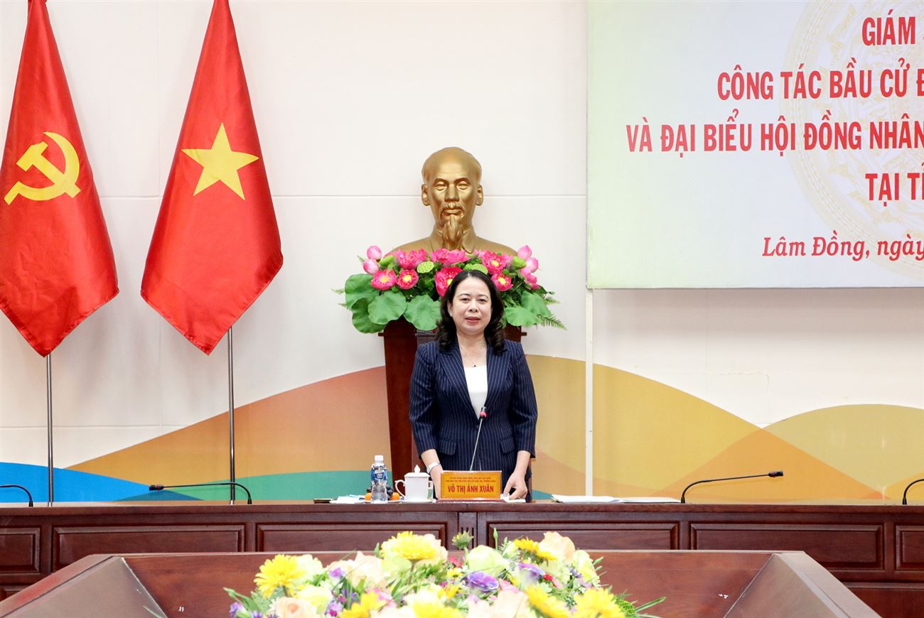 Phó Chủ tịch nước Võ Thị Ánh Xuân kiểm tra công tác chuẩn bị bầu cử tại Lâm Đồng