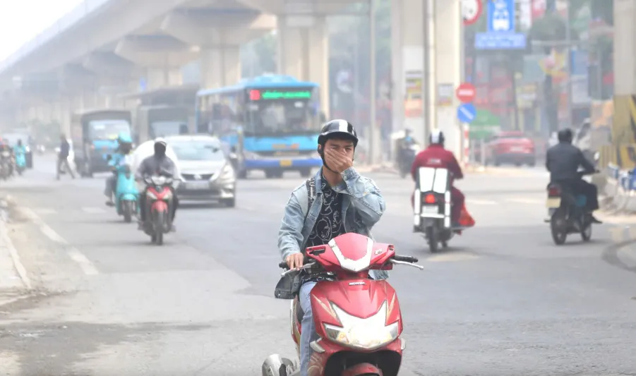 Quốc hội yêu cầu loại bỏ phương tiện cơ giới gây ô nhiễm môi trường