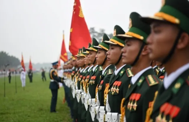 Quy định tạm dừng đóng bảo hiểm xã hội với quân nhân