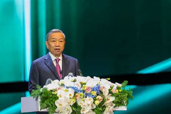 Tổng Bí thư tặng 8 chữ, kỳ vọng Petrovietnam vươn tầm toàn cầu