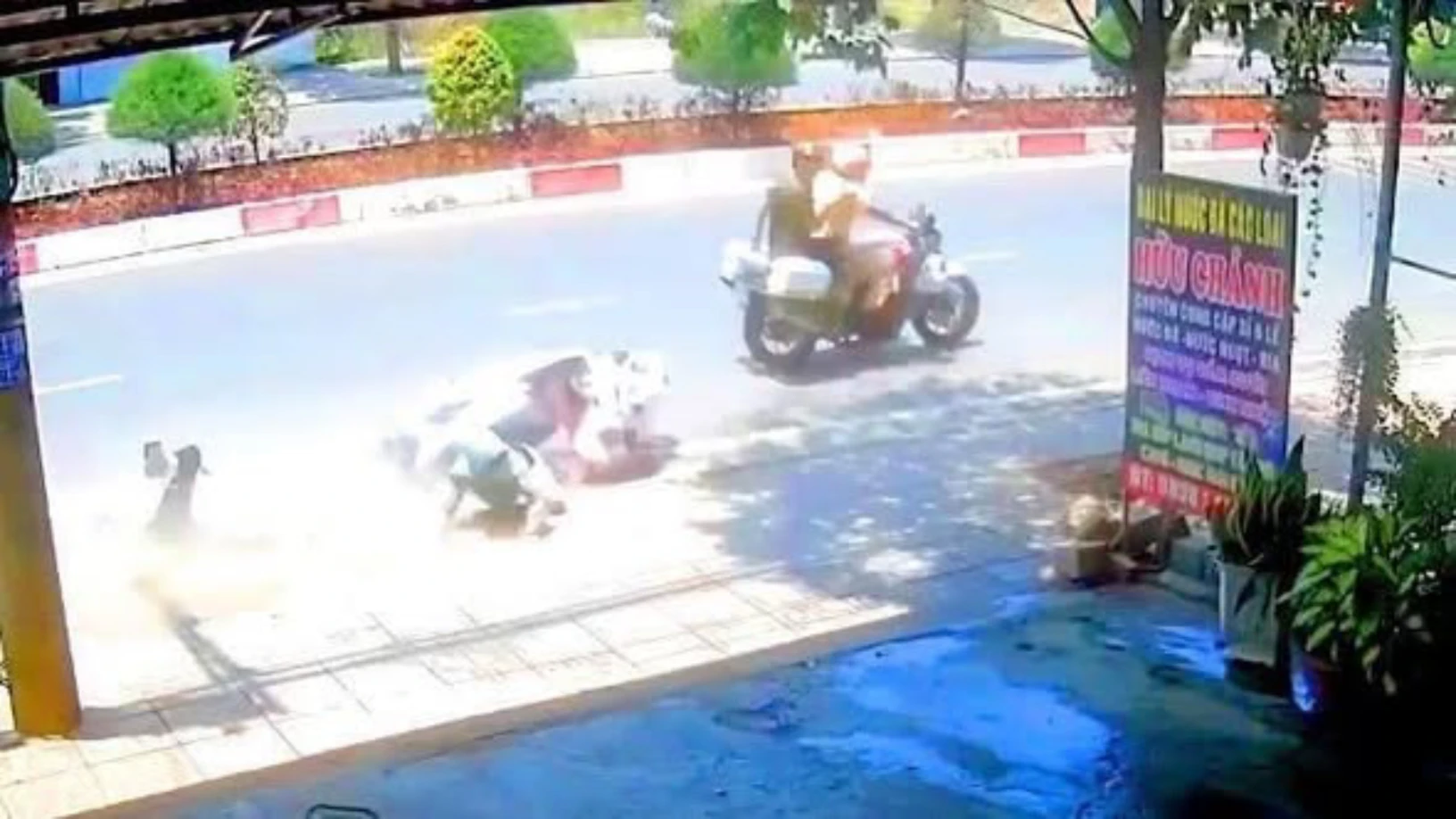 Công bố kết quả điều tra vụ tai nạn, bác tin đồn CSGT hành hung người vi phạm