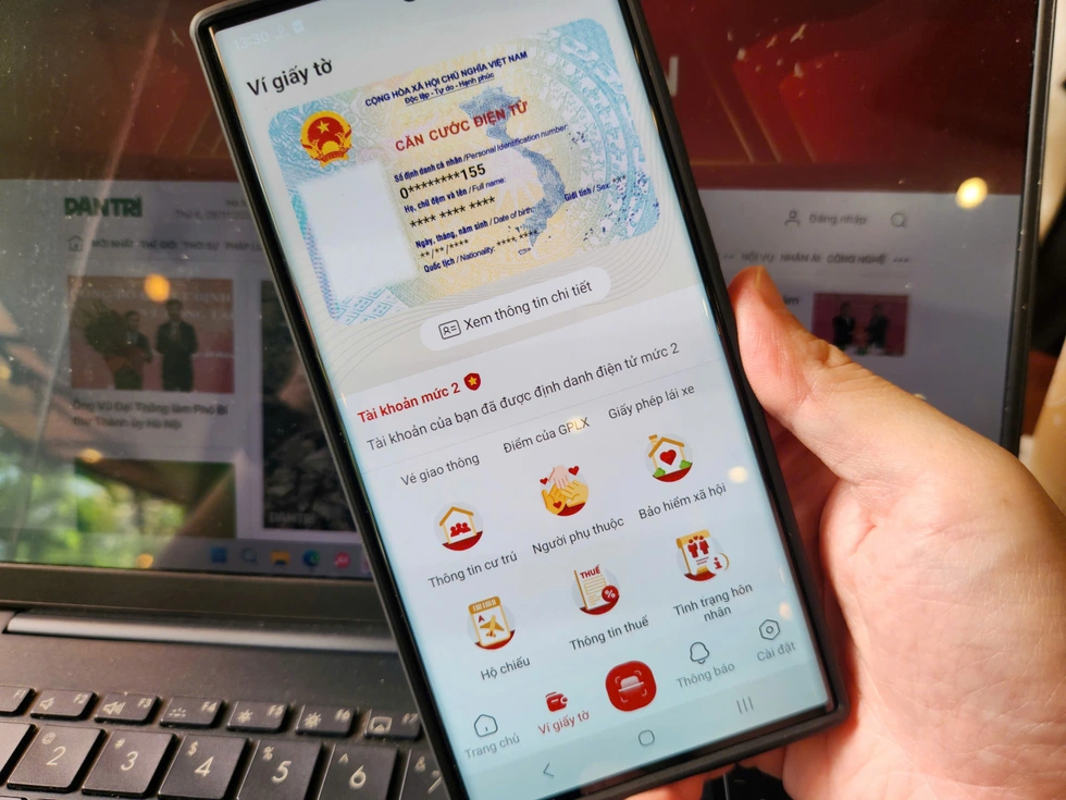 Kiểm tra ứng dụng VNeID trước ngày 15/12 để tránh nguy cơ bị phạt tiền