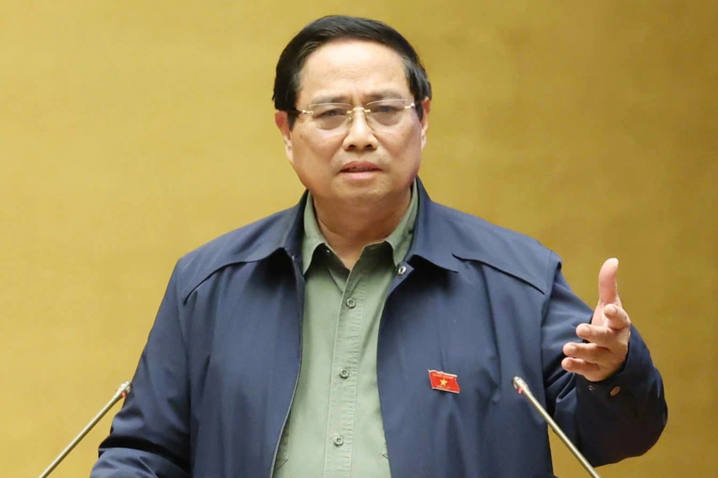 Thủ tướng yêu cầu sửa quy định “phải nộp hồ sơ gốc, phải có mặt để ký nhận”