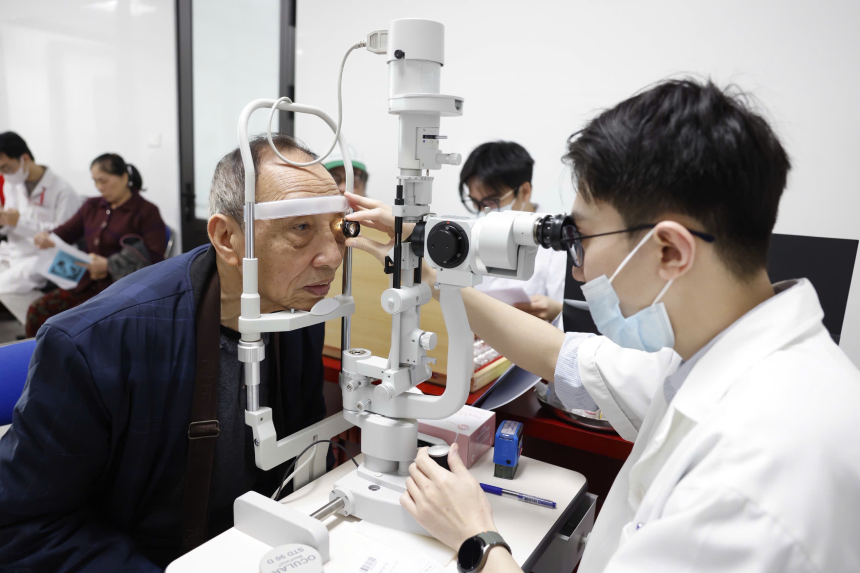 Giám đốc Sở Y tế Hà Nội: Mỗi người dân sẽ có một hồ sơ sức khỏe theo dõi cả đời