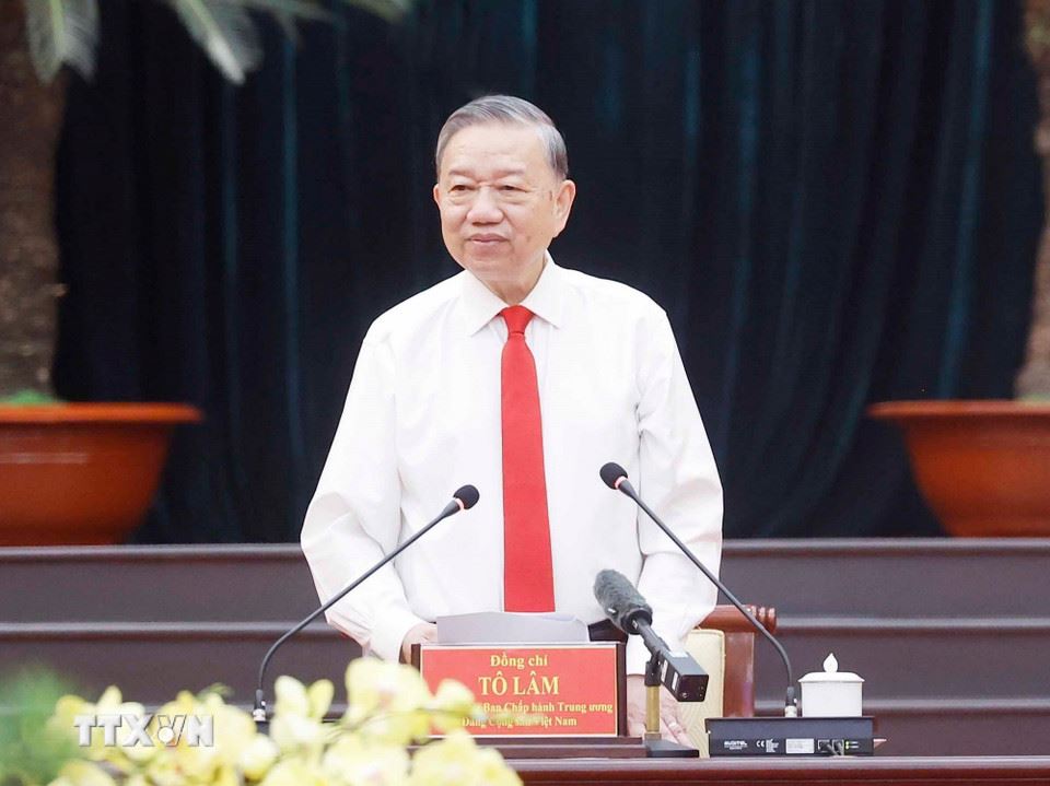 Tổng Bí thư Tô Lâm: Loại bỏ cò xin dự án rồi bán lại
