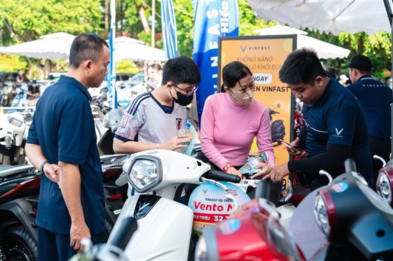 Hà Nội dự kiến hỗ trợ tối đa 5 triệu đồng mỗi người để đổi xe máy điện