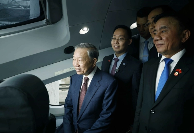 Tổng Bí thư, Chủ tịch nước Tô Lâm thăm Nam Ninh bằng tàu cao tốc