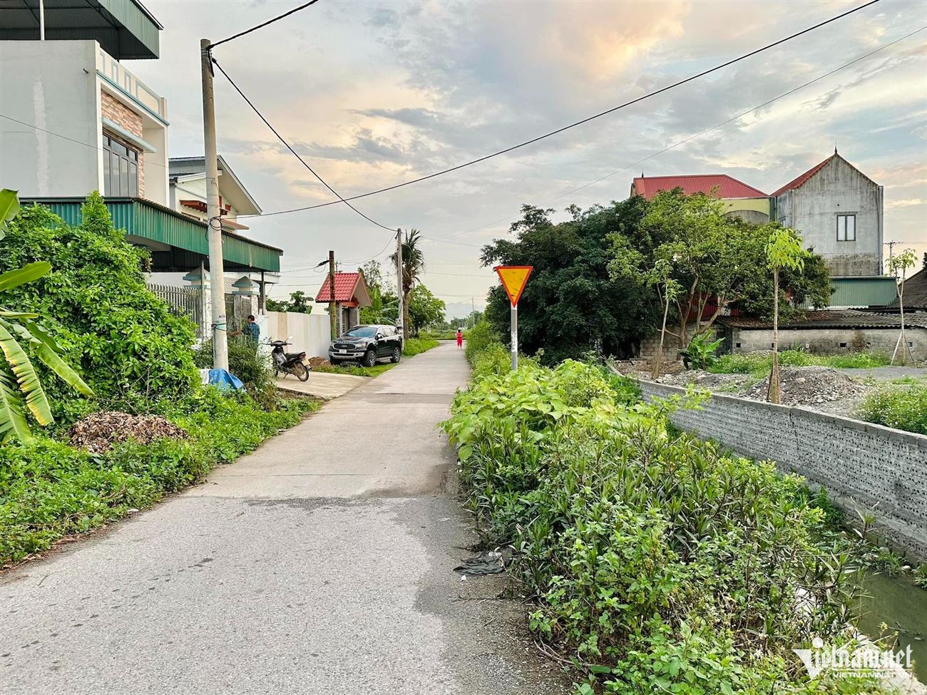 Tự ý xây nhà trên đất nông nghiệp, được cấp số nhà từ 2017: Có được cấp sổ đỏ?