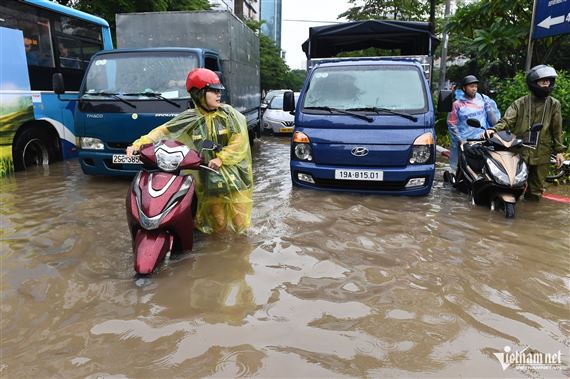 Bốn bề ngập sâu, mất phương hướng ở vịnh Keangnam, cảng nước sâu Mỹ Đình
