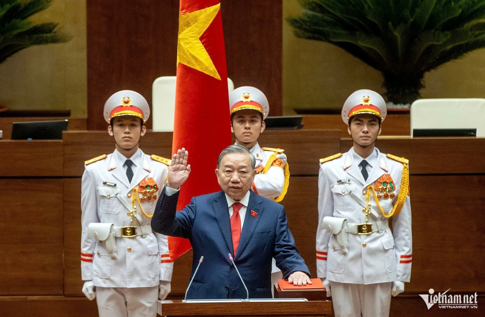 Nhất thể hóa chức danh Tổng Bí thư và Chủ tịch nước sẽ nâng cao vị thế của Đảng