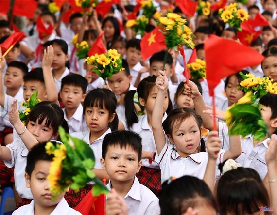 Hà Nội cấp tiền ăn trưa cho học sinh tiểu học 20.000-30.000 đồng/ngày từ năm nay