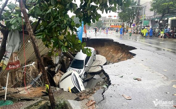 Vụ 2 ô tô bị nuốt chửng: Đà Nẵng lệnh dừng thi công dự án khu đô thị