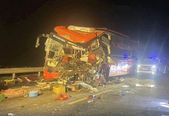 Vụ tai nạn trên cao tốc, 11 người thương vong: Ám ảnh cảnh người la hét