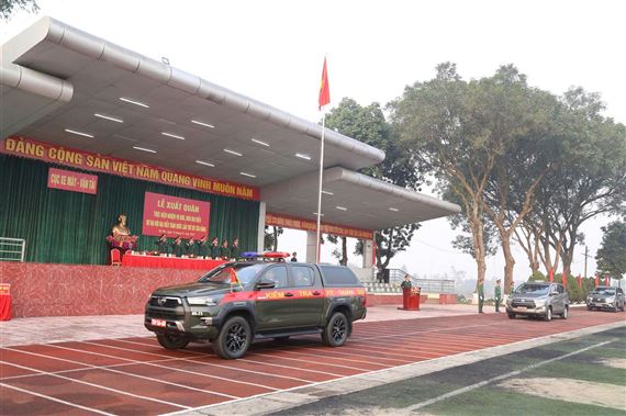 Lễ xuất quân 121 phương tiện đưa, đón hơn 1.400 đại biểu dự Đại hội Đảng